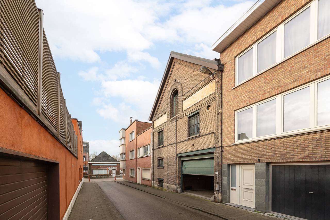 Commercieel te huur in Rumst