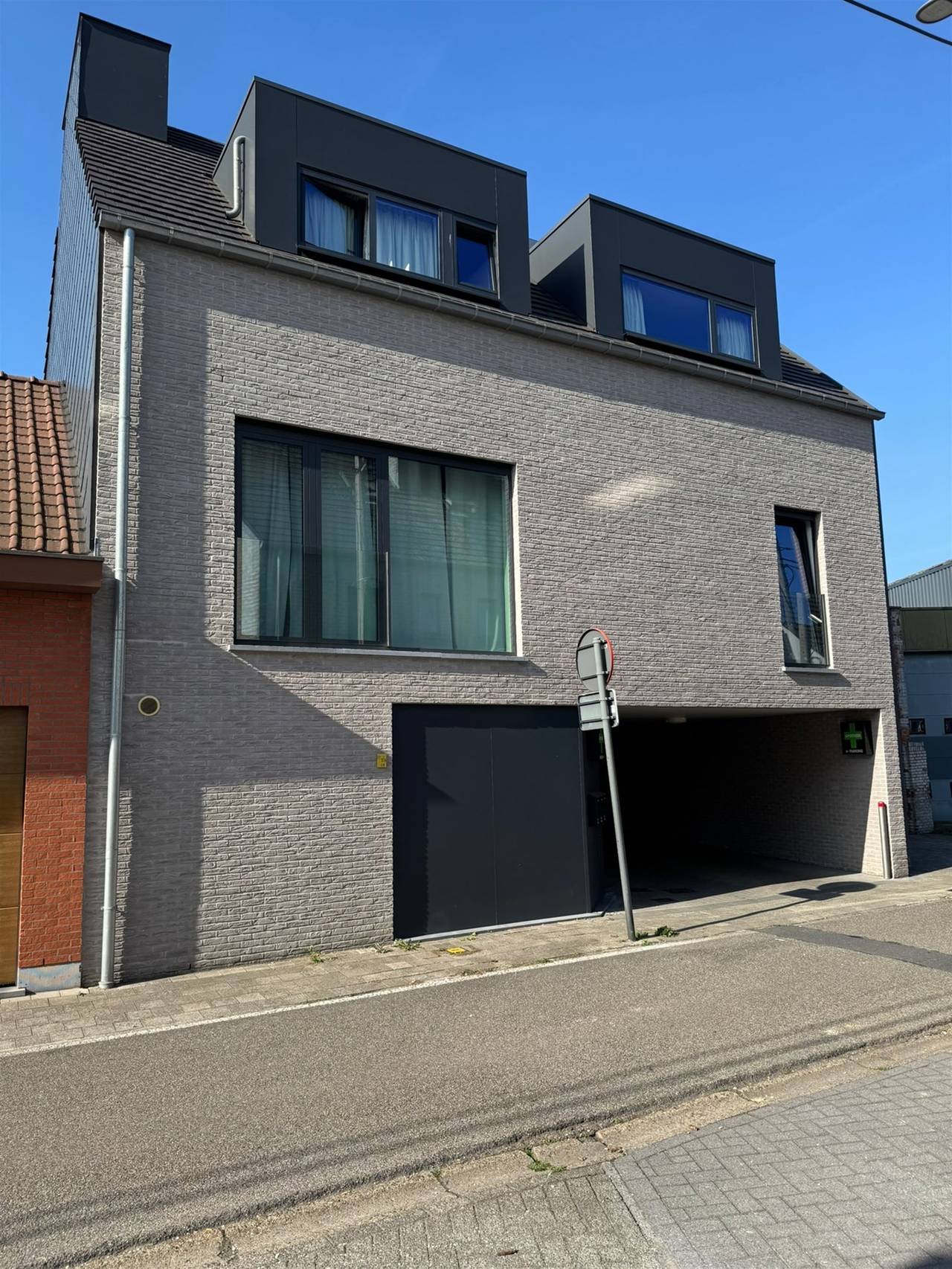 Appartement te huur in Hoevenen met 2 slaapkamers