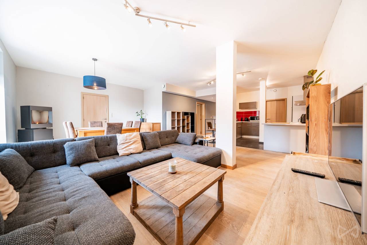 Appartement te koop in Lesve met 3 slaapkamers
