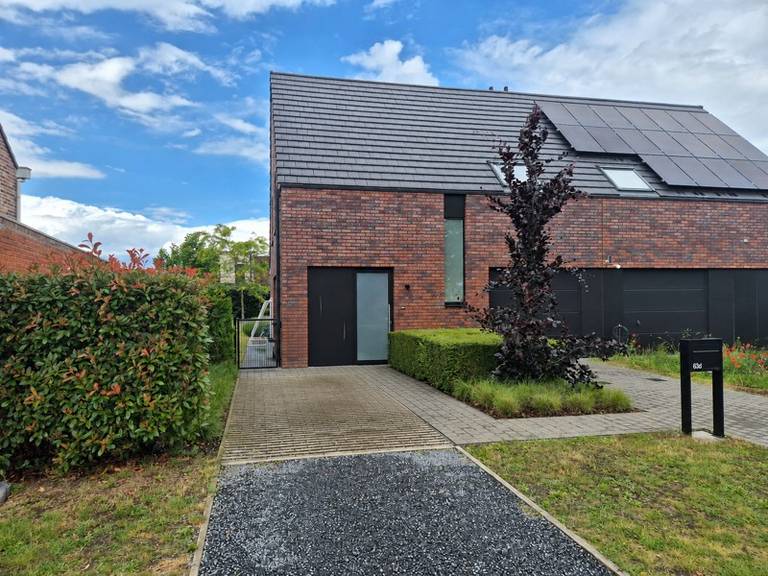 Huis te huur in Sint-Gillis-Waas met 3 slaapkamers