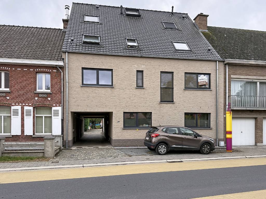 Appartement te huur in Denderbelle met 3 slaapkamers