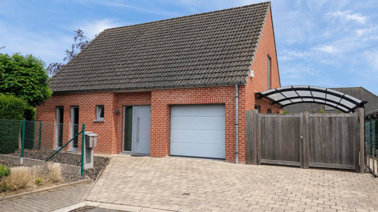 Huis te koop in Elene met 3 slaapkamers